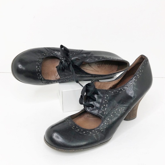 Naya by Anthropologie, black leather Mary Jane laced front shoes - Picture 4 of 10